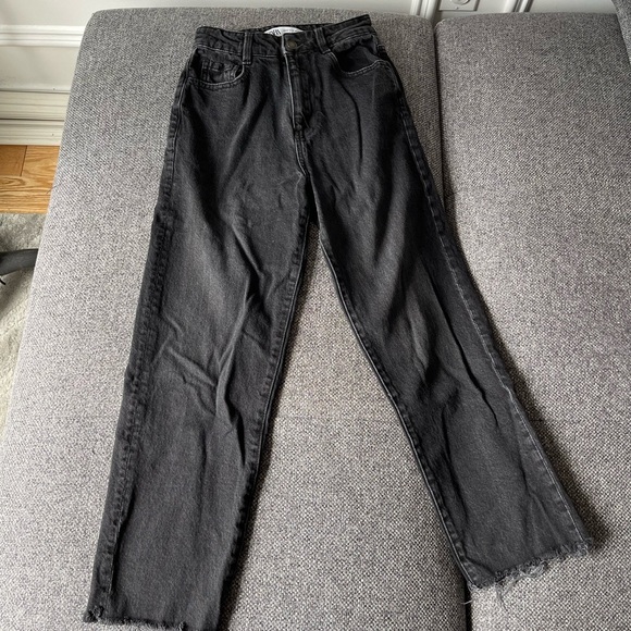 Zara Black mom Jeans - Picture 3 of 5